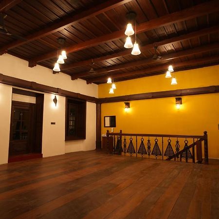 The Sunset Bay Hotell Fort Kochi Eksteriør bilde