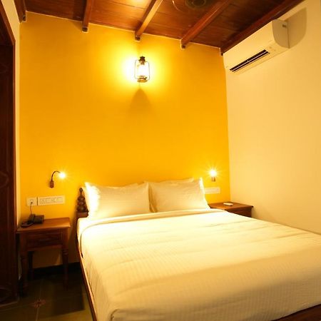 The Sunset Bay Hotell Fort Kochi Eksteriør bilde